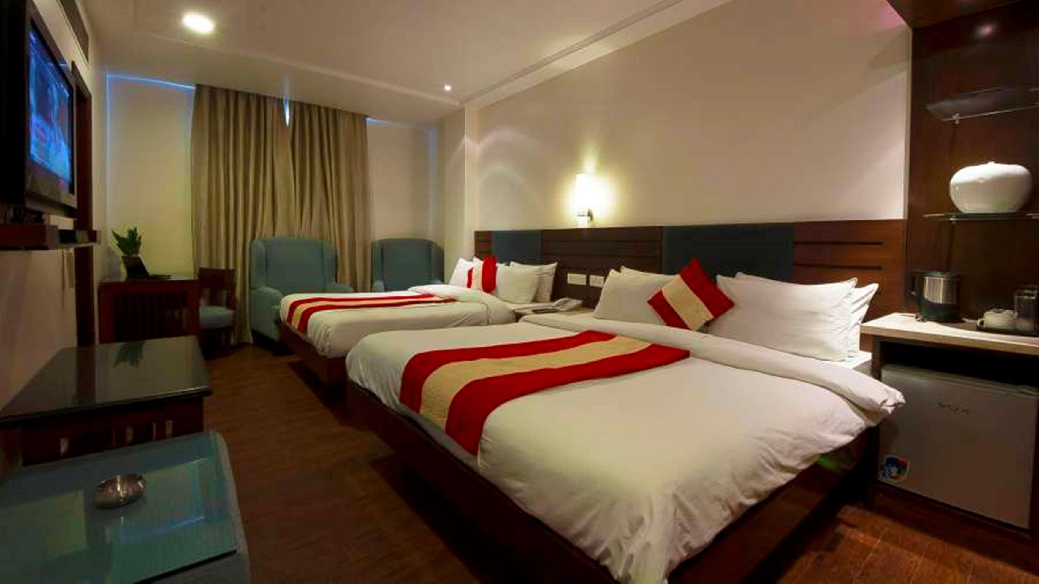 Hotel Aura - New Delhi Railway Station Extérieur photo