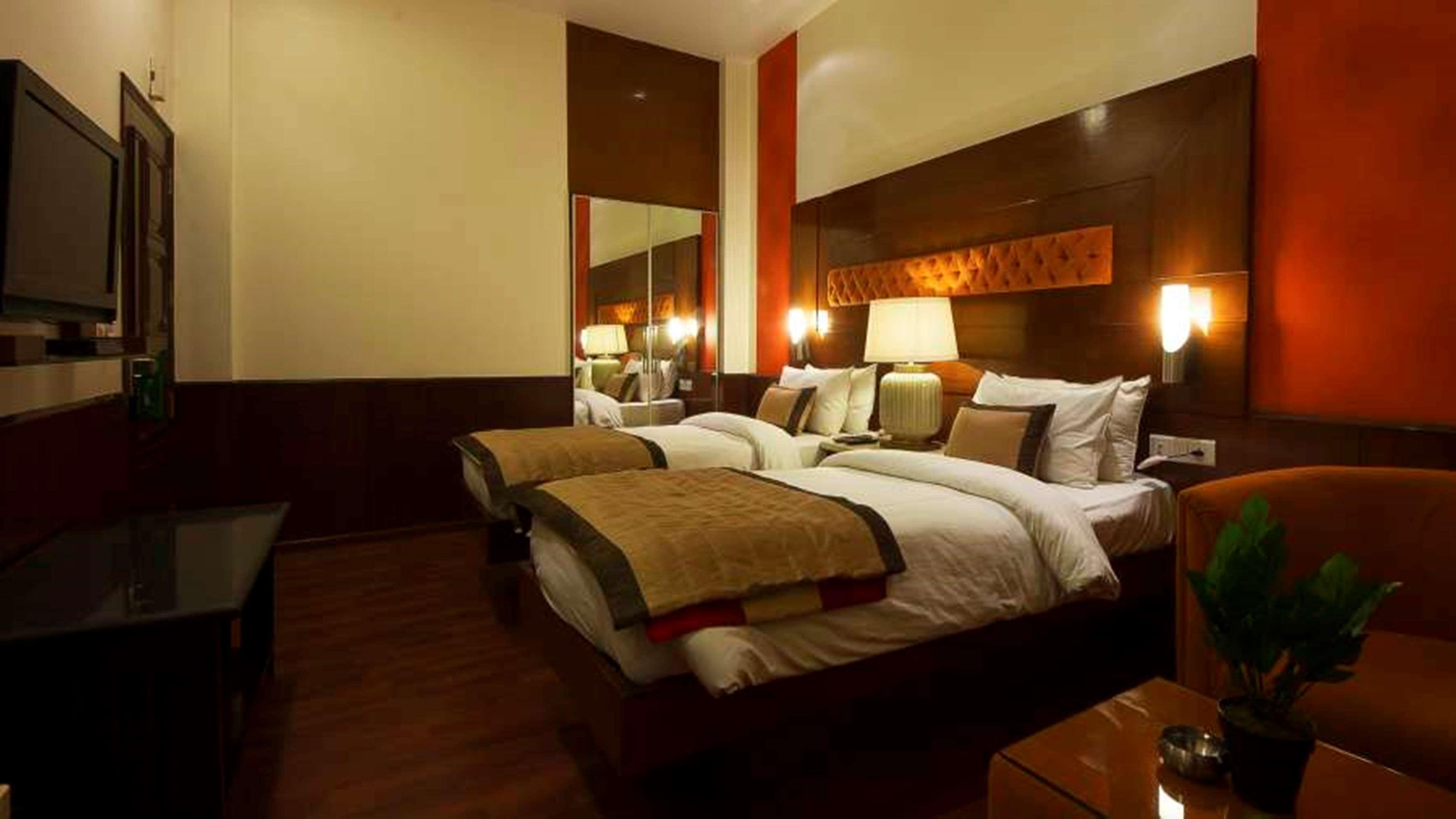 Hotel Aura - New Delhi Railway Station Extérieur photo