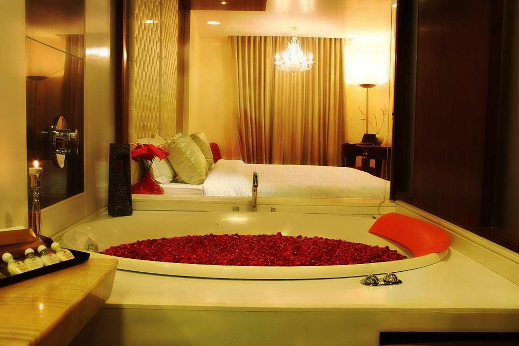 Hotel Aura - New Delhi Railway Station Extérieur photo