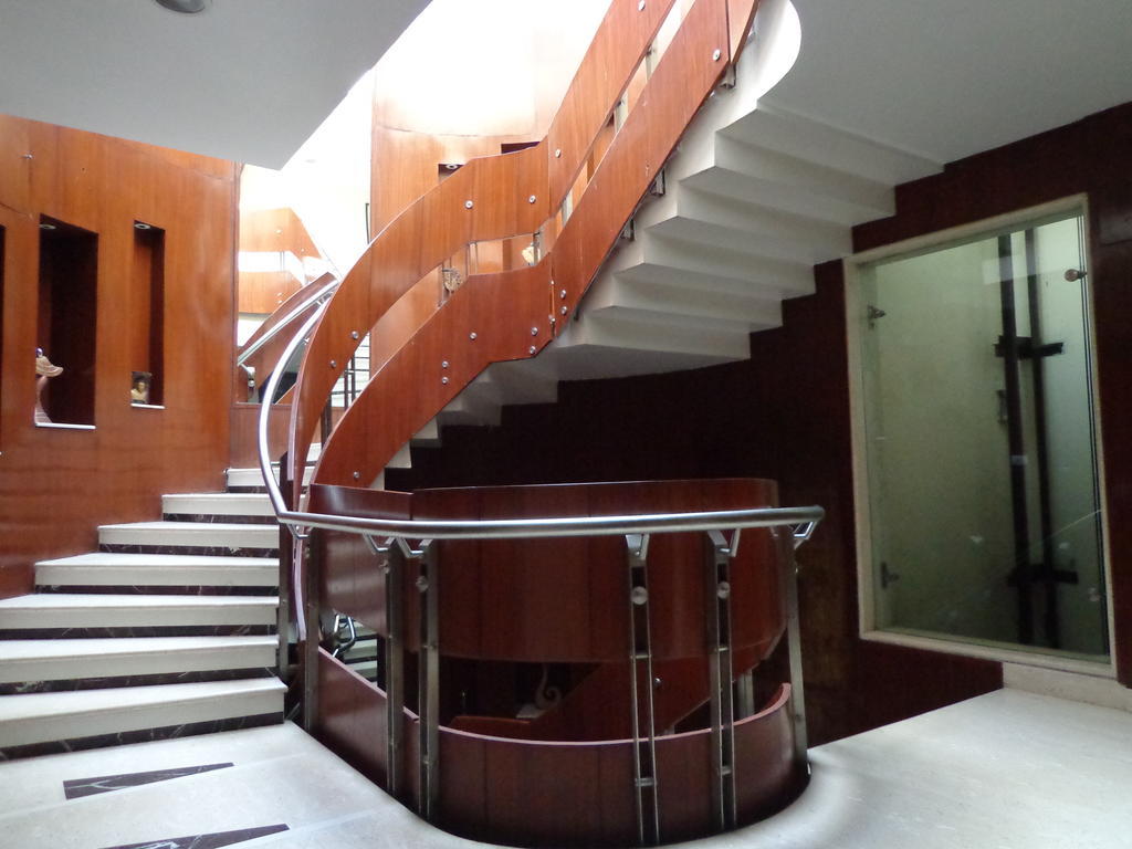 Hotel Aura - New Delhi Railway Station Extérieur photo