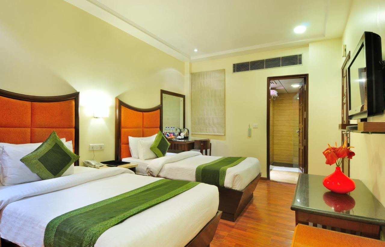 Hotel Aura - New Delhi Railway Station Extérieur photo