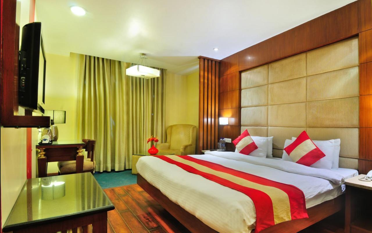 Hotel Aura - New Delhi Railway Station Extérieur photo