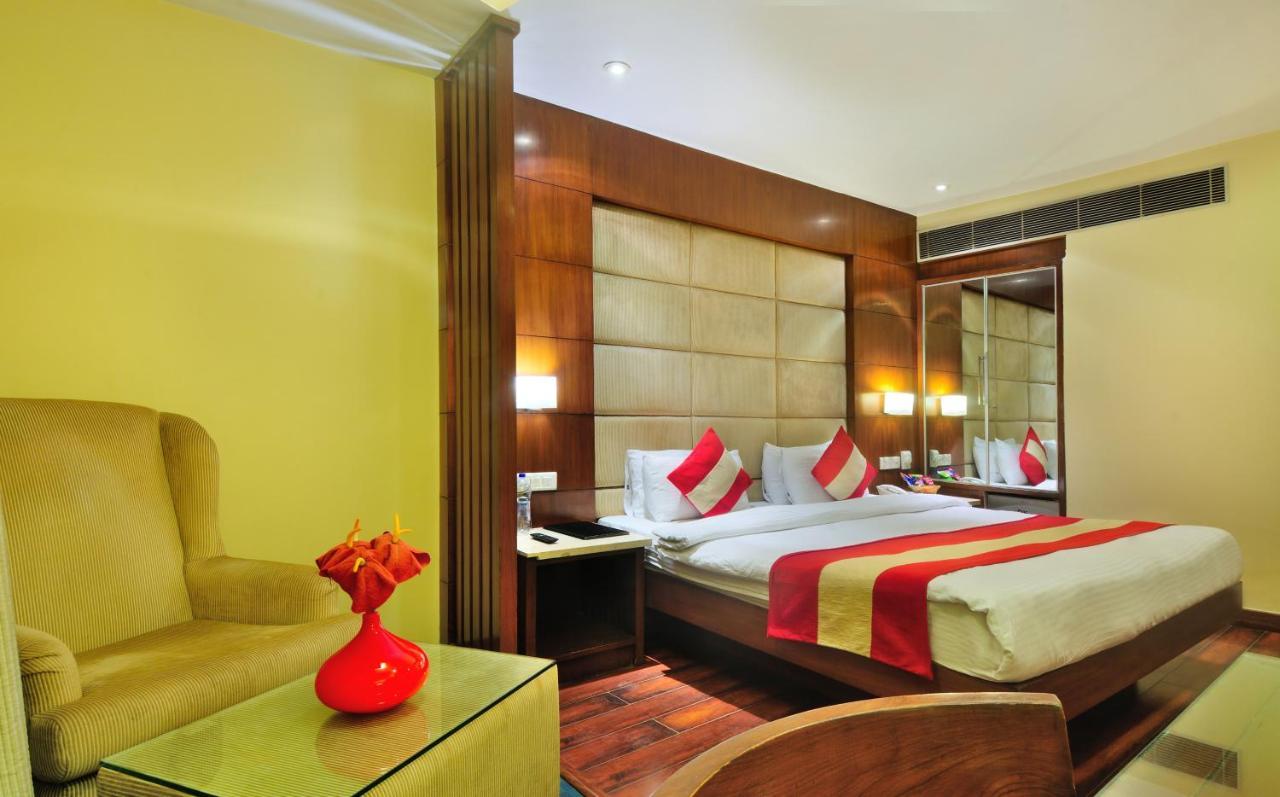 Hotel Aura - New Delhi Railway Station Extérieur photo