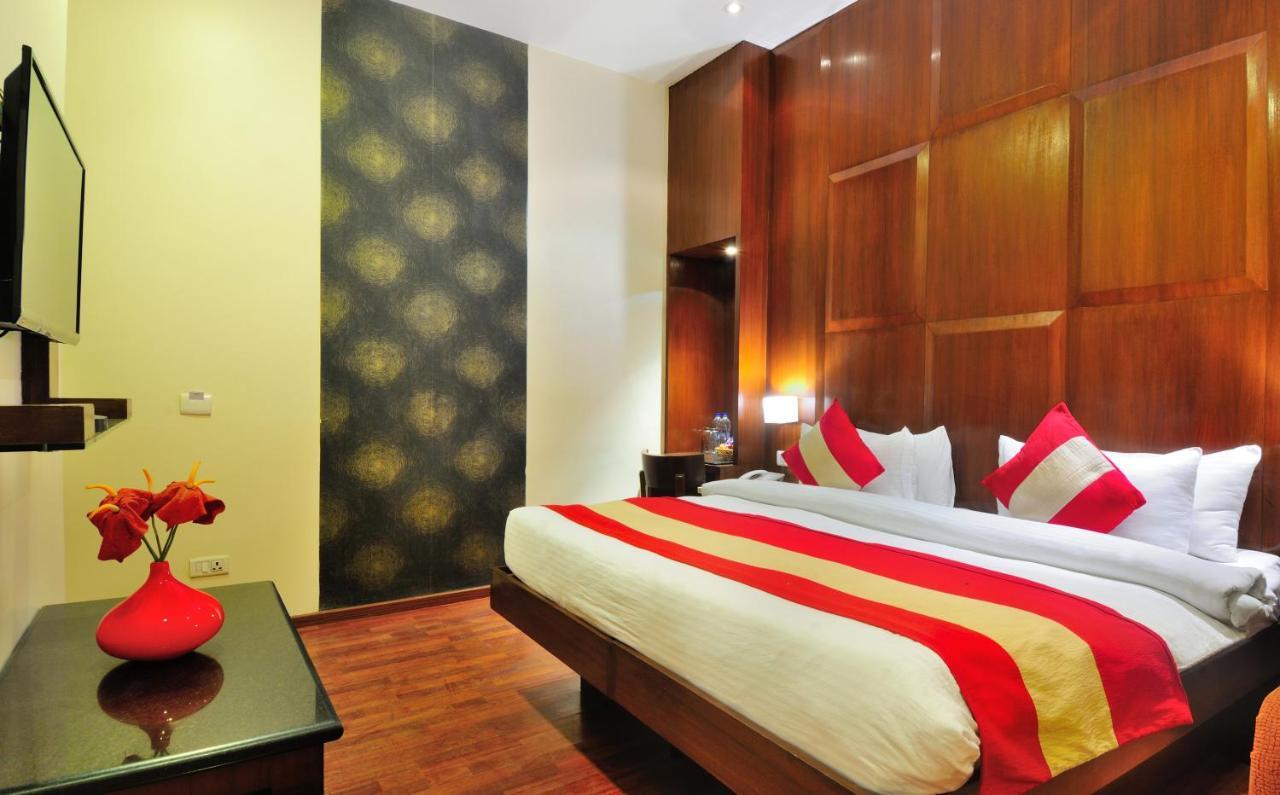 Hotel Aura - New Delhi Railway Station Extérieur photo